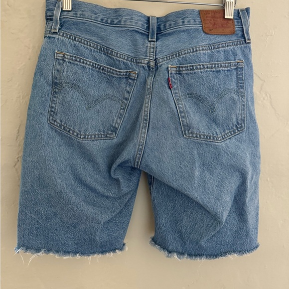 Levi shorts size 26-27 - Picture 2 of 7